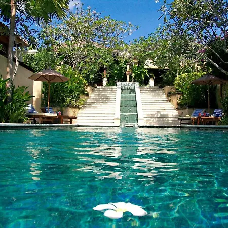 Pat-Mase Villas