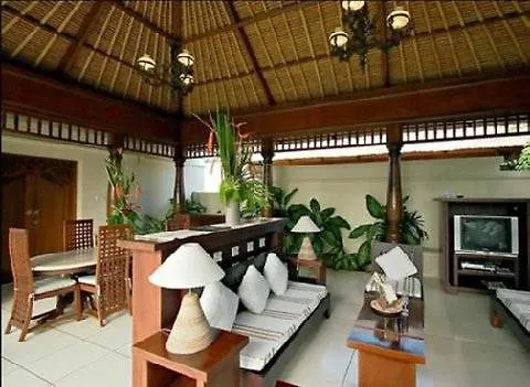 Pat-mase Villa *